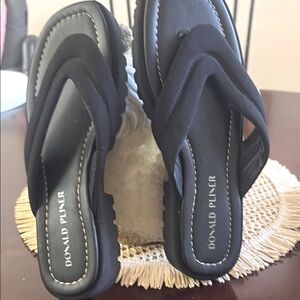 Donald J. Pliner Black Wedge Flip Flop Sandals